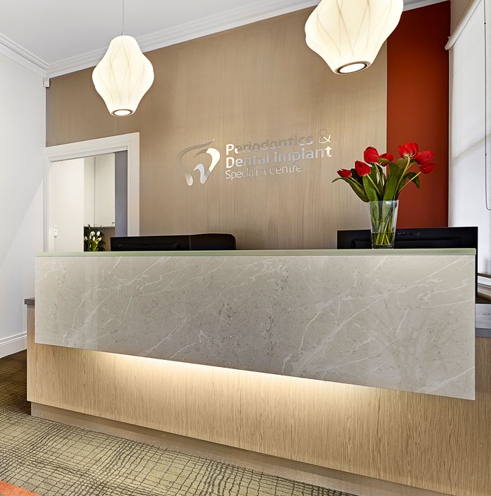 periodontis and dental implant clinic surrey hills